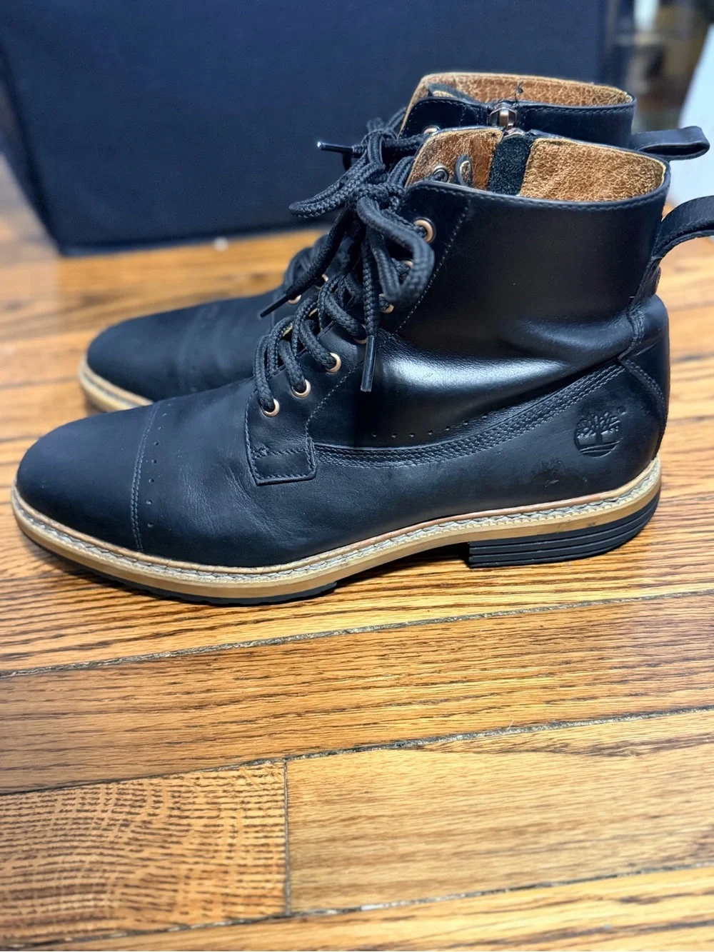Timberland Men’s Black Leather Cap Toe Lace Up Side Zip Ankle Boots Sz 8